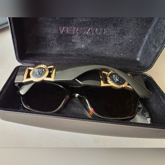 Versace Sunglasses - Picture 2 of 5